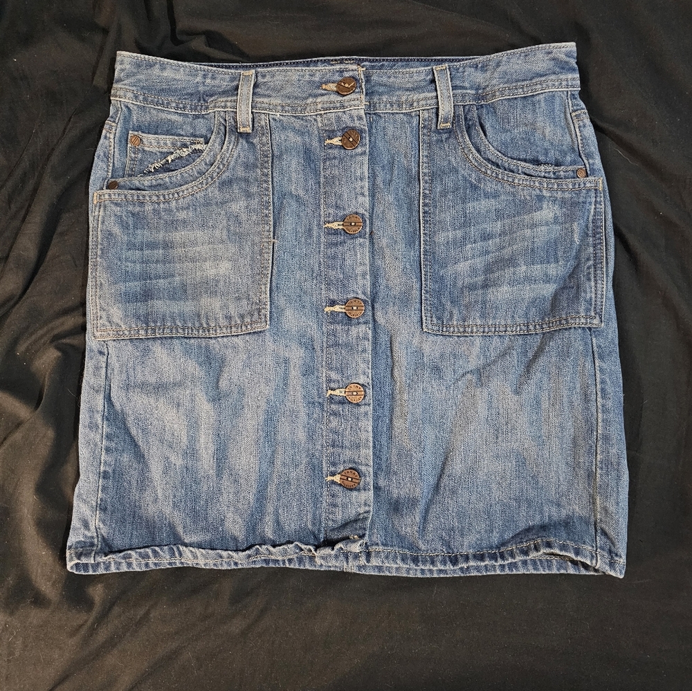 Tommy hilfiger denim skirt